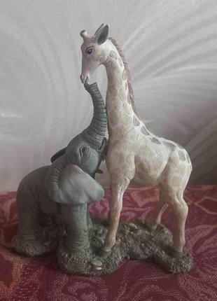 Приключения слоника генри и жирафа эмбамбы статуетка винтаж