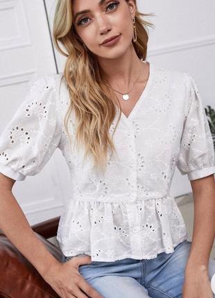 Блуза из прошвы