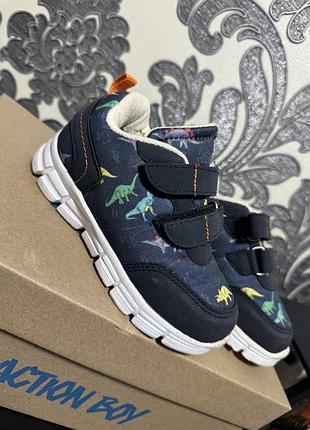 Кросівки дитячі 2