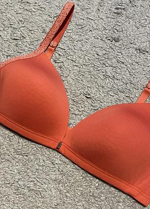 Оригинал.фирменный,новый,стильный бюстгальтер без косточек sloggi