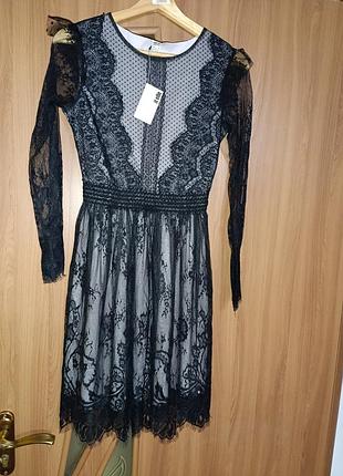 Новое платье 42-44 размера