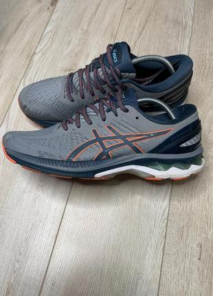 Кросівки чоловічі asics  gel kayano 27