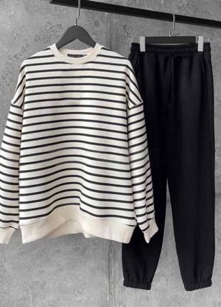 Стильный костюм свитшот и штаны джоггеры