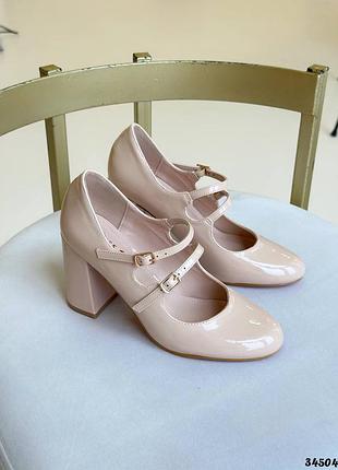Туфлі мері джейн на підборі