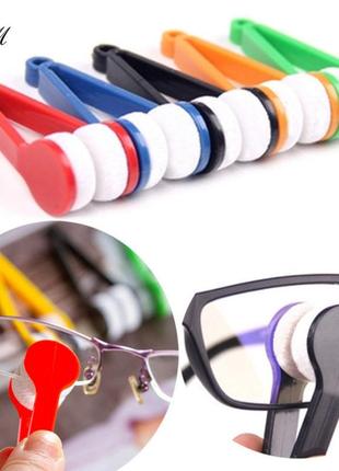 Eyeglass microfiber brush, прищепка из микрофибры для чистки очков