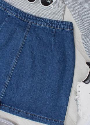 Розпродаж у зв'язку із закриттям!!нереальна синя джинсова міні-спідниця на гудзиках3 фото