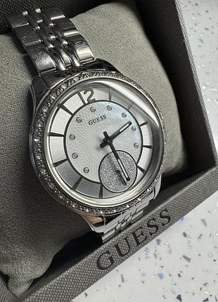 Годинник guess