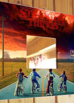 Декоративное зеркало "сериал очень странные дела. stranger things" подарок фанатам сериала netflix,