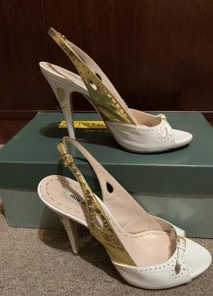 Босоніжки miu miu