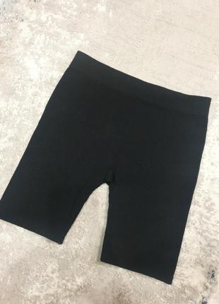 Бесшовные шорты чёрные,велосипедки primark