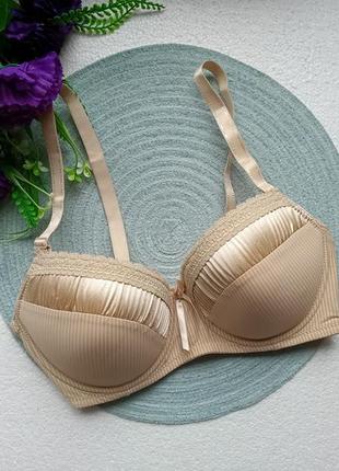 Жіночий бюстгальтер, уцінка