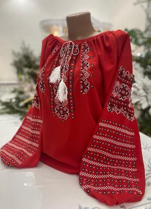 Украинская традиционная вышиванка