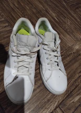 Продам кросівки nike 2