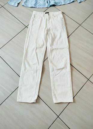 Джинсы белые 2
