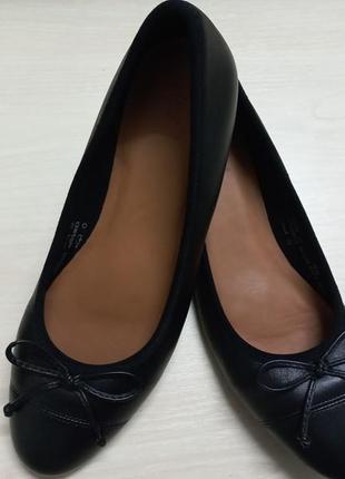 Туфли балетки кожа весна-осень жен.39р.clarks индии