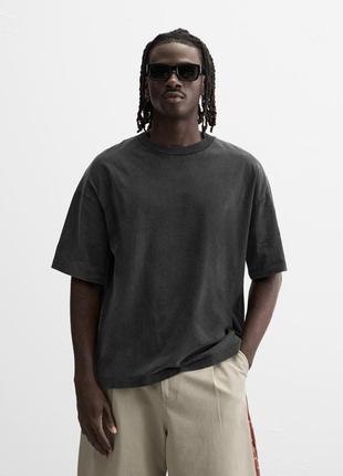 New collection чоловіча сіра футболка zara l xl з принтом на спині варена виварена рукавиця