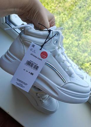 Демисезонные кроссовки на девочку 👍