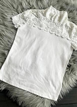 Гольф белый с кружевом