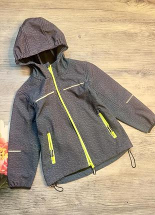 Классная курточка на мальчика