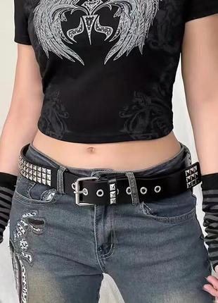 Ремень панк с металлическими пирамидками 9900 черный пояс с квадратами шипы металл...