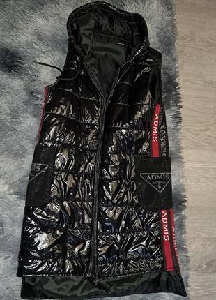 Лакова безрукавка/желетка