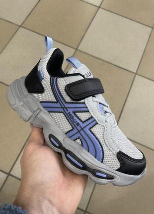 Кроссовки дит