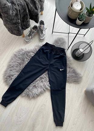 Підліткові спортивні штани nike