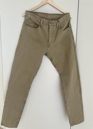 Светлые джинсы levi's