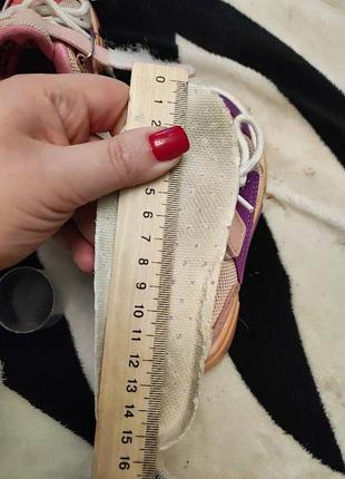 Кроссовки для девочки 8