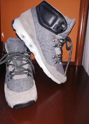 Шикарні кросівки josef seibel 40р. 26,5 см