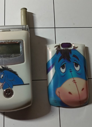 Телефон motorola t720 (cdma)