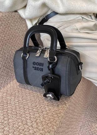 Миниатюрная сумка-бокс 4