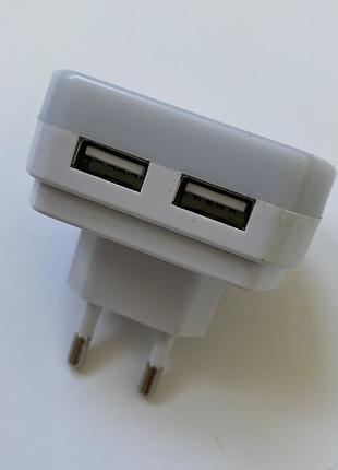 Мережевий зарядний пристрій + led світильник 2usb