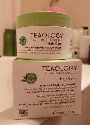 Відновлююча маска для волосся з матча teaology
pre-cleansing treatment mask for hair