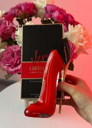 Парфумована вода carolina herrera very good girl