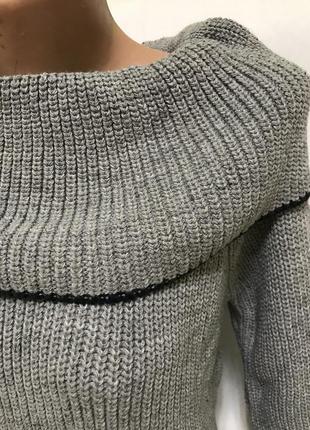 Стильна кофта светр з вишивкою тёплый нарядный свитер розмір с-л2 фото