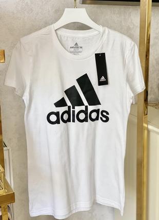 Жіноча футболка adidas