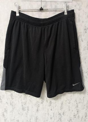 Шорти nike.