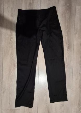 Брюки классические 46 размера