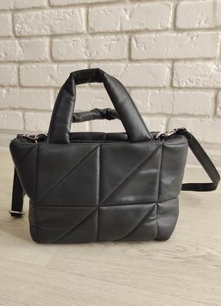 Дутая стеганая сумка.