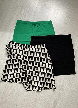 Спідниця міні трапеція спідниця h&m boohoo обтягуюча спідниця чорна зелена чорно біла спідниця