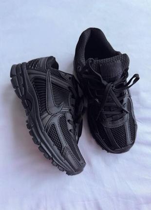 Кроссовки демисезон