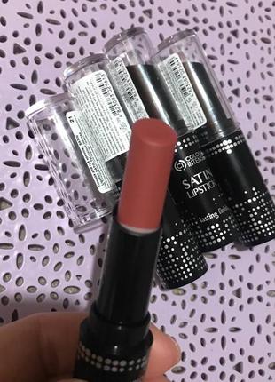 Помада satin colour intense тон 21 dusty rose (1 свотч) 55 грн.