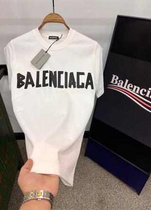 Футболка брендова