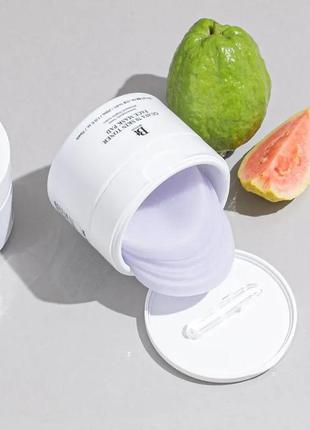 Заспокійливі тонер-педи з гуавою та азуленом benton guava 70 skin toner face mask pad 70 шт