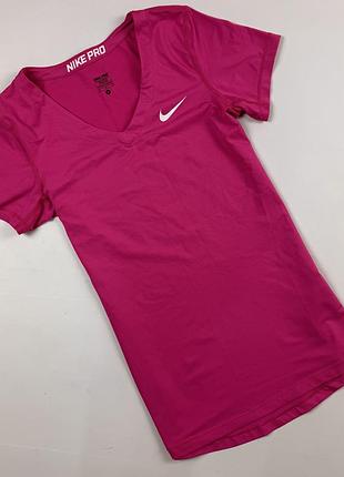 Жіноча футболка nike pro