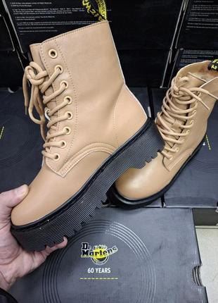 Ботинки dr. martens — стильный выбор для тех, кто ценит качество и комфорт.