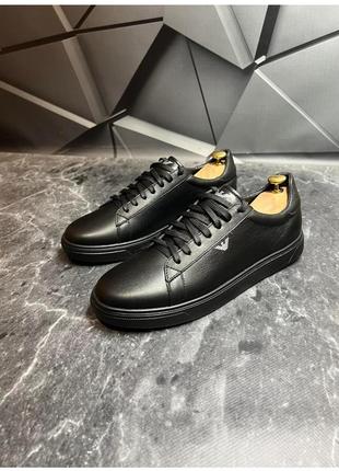 Базові зручні чоловічі шкіряні кеди чорного кольору