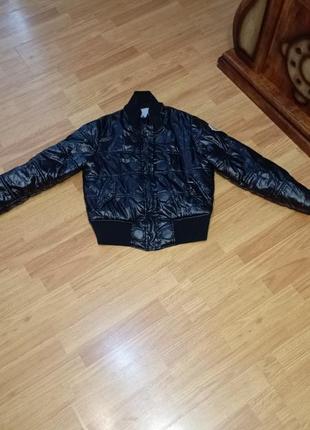Куртка  moncler