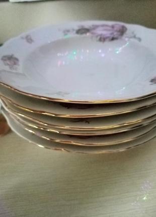 Суповые фарфоровые тарелки